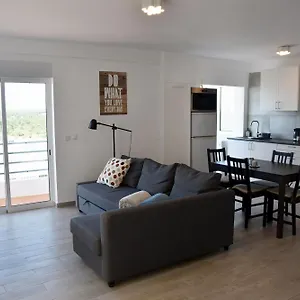 Over The Apartamento